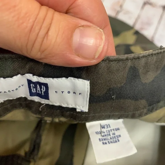 Men Gap Camo Cargo Shorts 31 - Picture 6 of 7